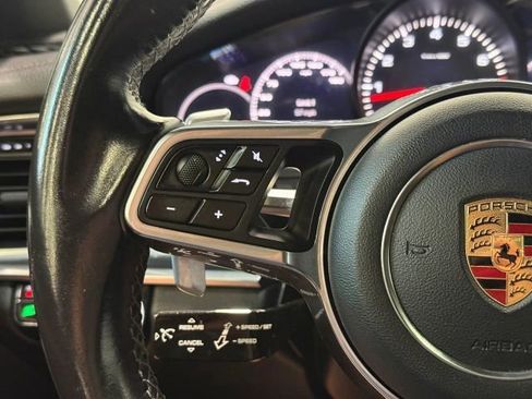 Used 2017 Porsche Panamera 4 image 16