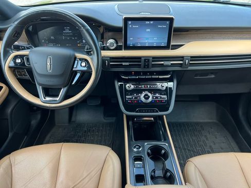 Used 2020 Lincoln Corsair Reserve w/ Equipment Group 201A AWD/4WD image 3