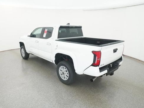New 2026 Toyota Tacoma SR5 AWD/4WD image 18