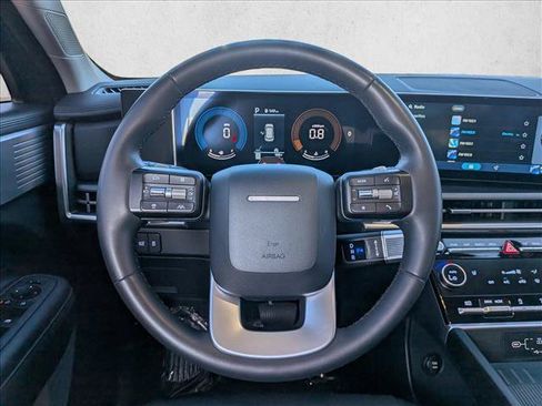 Used 2026 Hyundai Santa Fe SEL FWD image 14