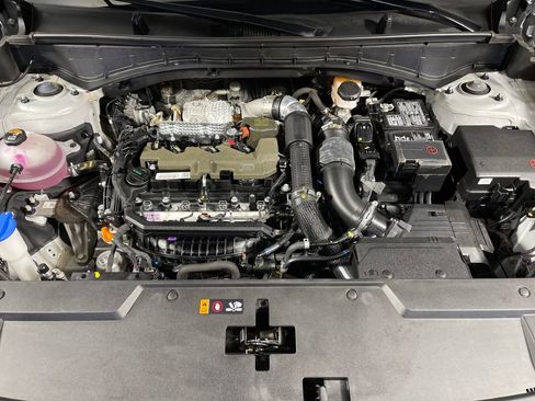 Used 2025 Hyundai Santa Fe SEL image 9