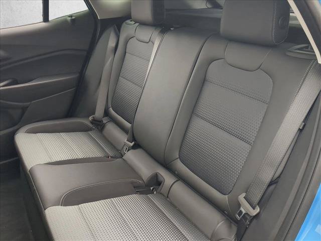 Used 2026 Chevrolet Trax LT w/ LT Convenience Package FWD image 18