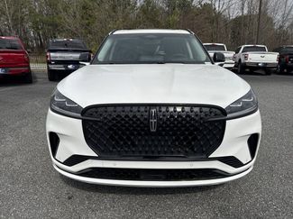 Used 2025 Lincoln Aviator Reserve w/ Equipment Group 201A AWD/4WD video 2