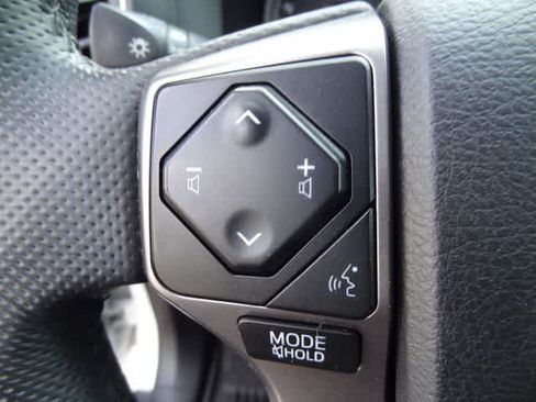 Used 2023 Toyota Tacoma SR5 w/ SR5 Appearance Package RWD image 15