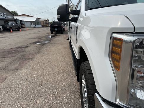 Used 2018 Ford F350 XLT image 33