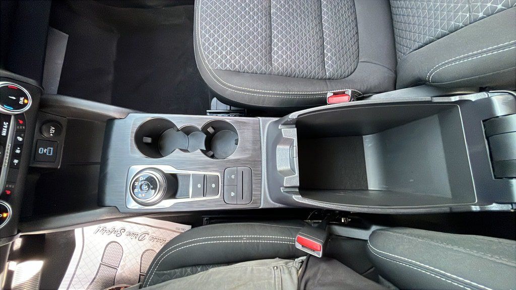 Used 2023 Ford Escape Active AWD/4WD image 13