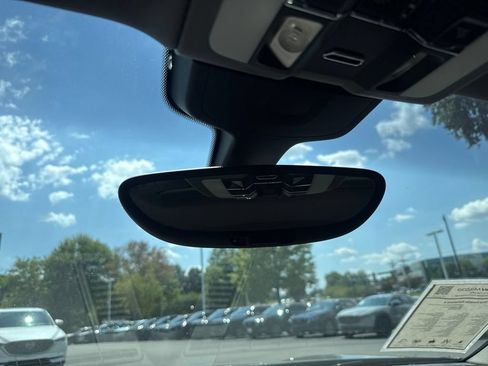 Used 2016 Porsche Panamera 4 AWD/4WD image 65