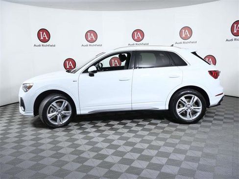 Used 2021 Audi Q3 2.0T Premium Plus image 5
