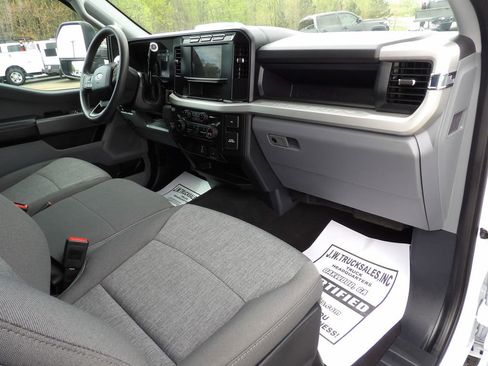 Used 2024 Ford F250 XL w/ STX Appearance Package AWD/4WD image 43