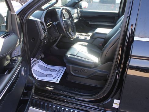 Used 2021 Ford Expedition XLT AWD/4WD image 13