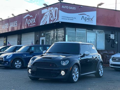 Used 2013 MINI Cooper S image 2