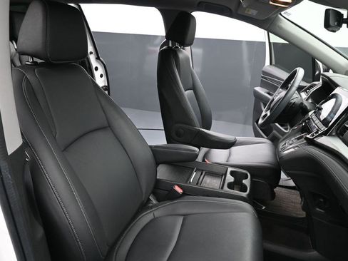 Used 2024 Honda Odyssey EX-L image 9