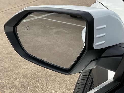 Used 2025 Hyundai Kona SEL image 11