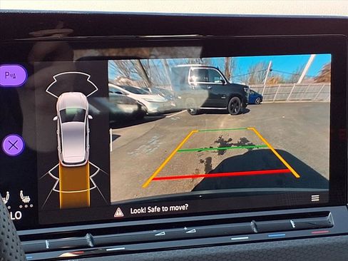 Used 2024 Volkswagen GTI SE image 7