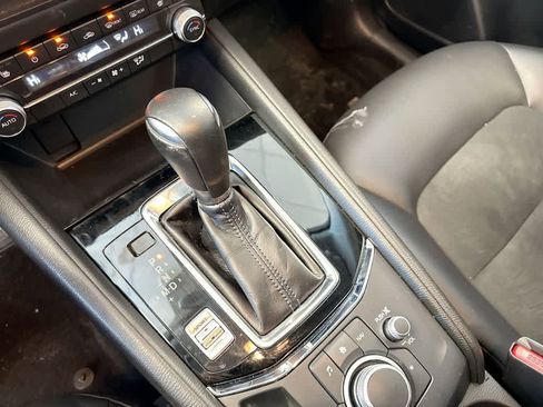 Used 2020 MAZDA CX-5 Touring image 35