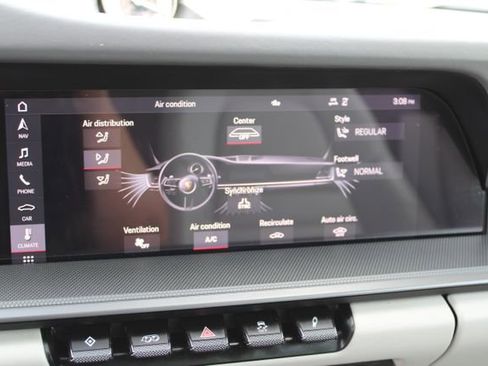 Used 2021 Porsche 911 Carrera 4S AWD/4WD image 21
