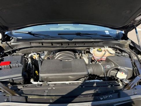 Used 2023 Chevrolet Tahoe Premier image 17