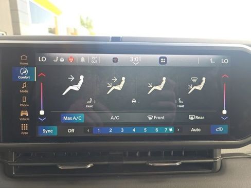 Certified 2025 Jeep Wrangler Unlimited Sahara AWD/4WD image 20