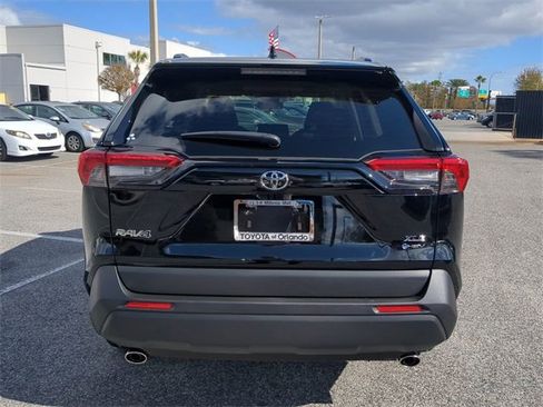 New 2025 Toyota RAV4 XLE image 5