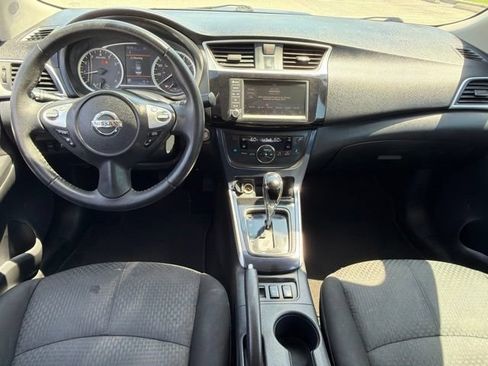 Used 2019 Nissan Sentra SR Turbo FWD image 15