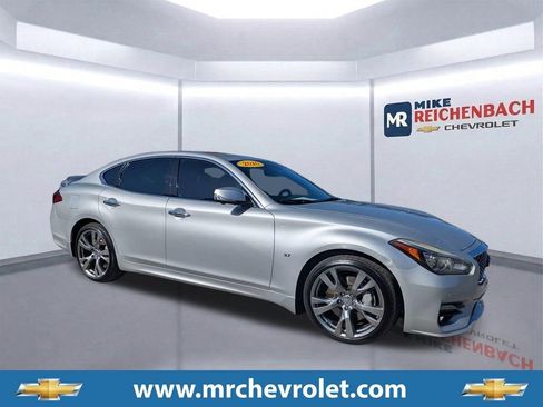 Used 2016 INFINITI Q70 3.7 w/ Sport Package RWD image 1