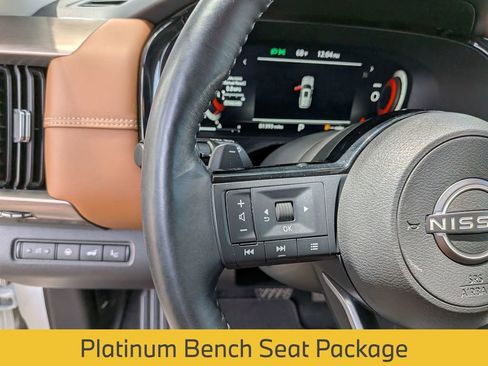 Used 2022 Nissan Pathfinder Platinum w/ Lighting Package (N93) FWD image 20