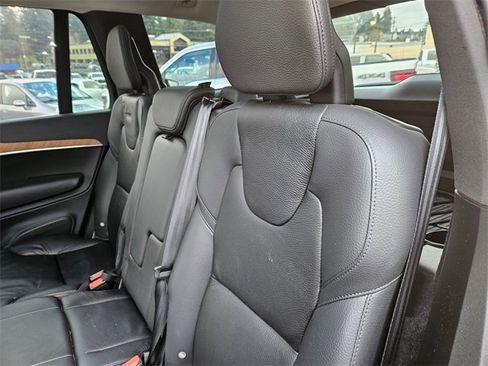 Used 2023 Volvo XC90 B6 Plus w/ Protection Package Premier image 7