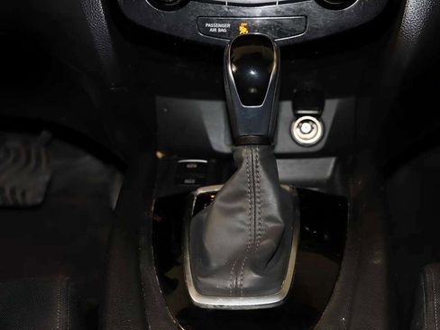 Used 2020 Nissan Rogue SV w/ Premium Package FWD image 14