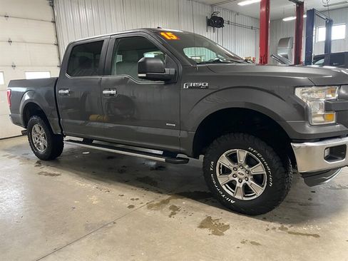 Used 2015 Ford F150 XLT w/ Equipment Group 302A Luxury image 5