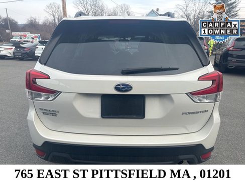Used 2023 Subaru Forester Premium AWD/4WD image 7