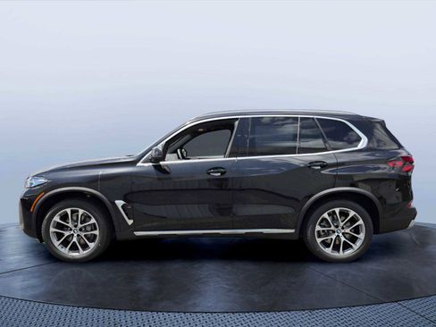 New 2026 BMW X5 sDrive40i RWD image 3