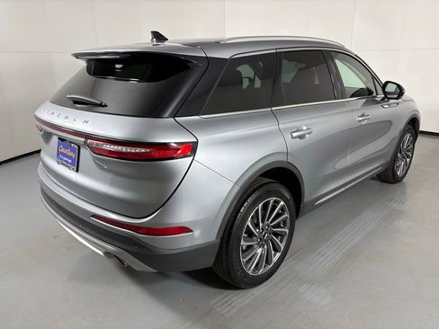 Used 2024 Lincoln Corsair Reserve w/ Equipment Group 201A image 8