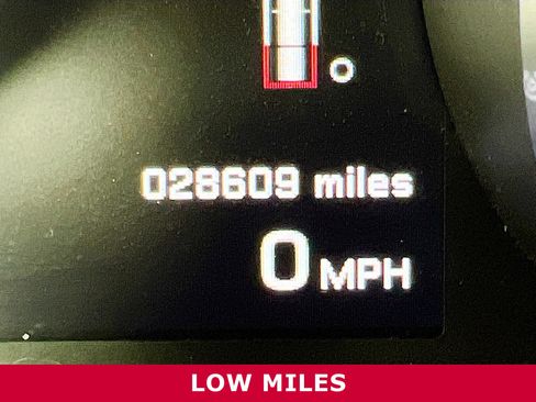 Used 2014 Jaguar F-TYPE Convertible image 15