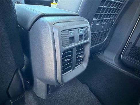 New 2025 Ford Bronco Badlands image 17