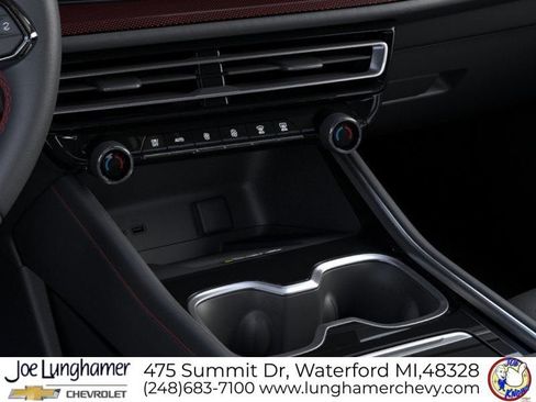 New 2026 Chevrolet Traverse RS w/ LPO, Floor Liner Package AWD/4WD image 35
