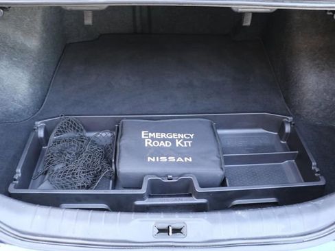 Used 2022 Nissan Altima 2.0 SR FWD image 15