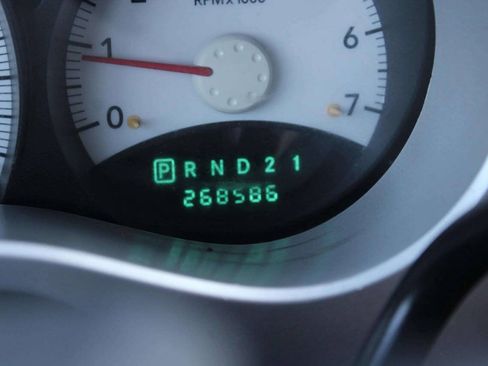 Used 2008 Mitsubishi Raider LS AWD/4WD image 10