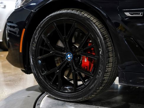 Used 2023 BMW 530e 530e iPerformance w/ M Sport Package image 56