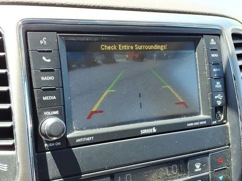 Used 2013 Jeep Grand Cherokee Laredo AWD/4WD image 25
