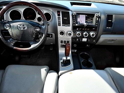 Used 2013 Toyota Sequoia Platinum AWD/4WD image 20