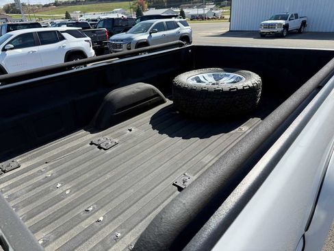 Used 2005 Chevrolet Silverado 1500 4x4 Regular Cab w/ Light Duty Power Package image 14