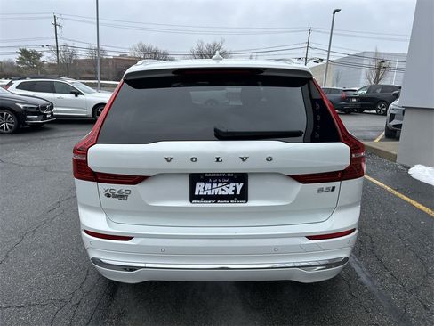 Certified 2023 Volvo XC60 B5 Plus w/ Climate Package image 7
