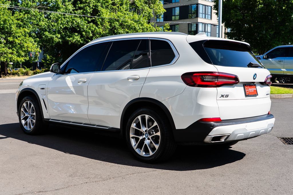 Used 2023 BMW X5 xDrive45e AWD/4WD image 4