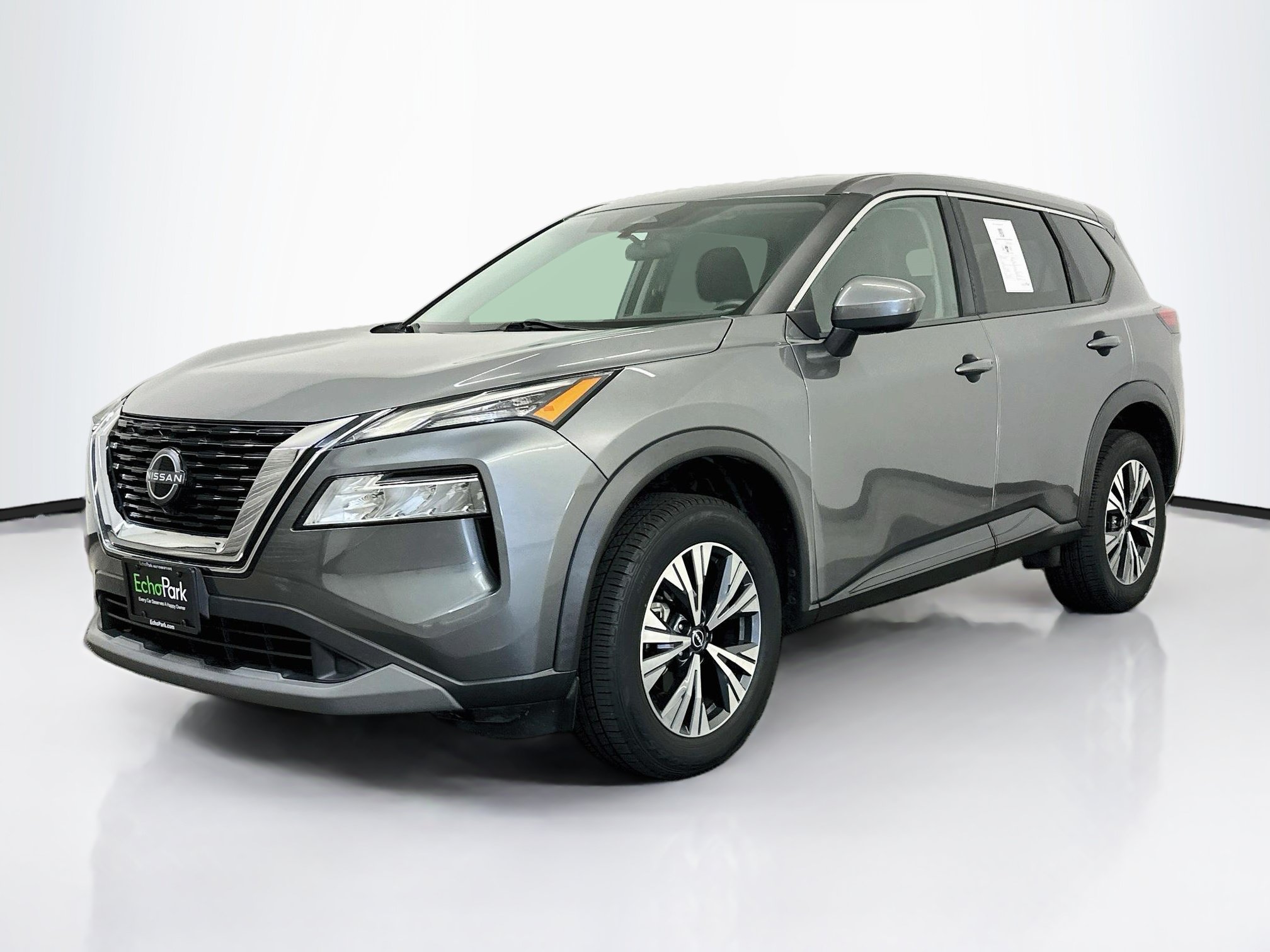 Used 2023 Nissan Rogue SV AWD/4WD image 3