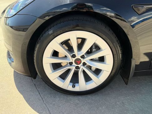 Used 2021 Tesla Model 3 Long Range AWD/4WD image 14