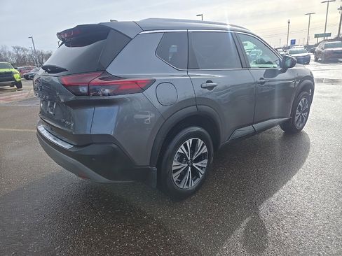 Used 2023 Nissan Rogue SV w/ SV Premium B Package image 7