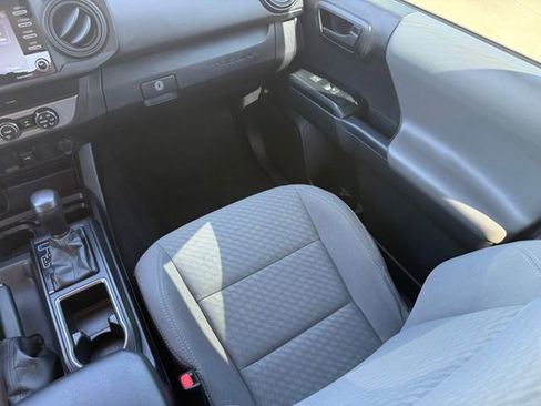 Used 2021 Toyota Tacoma SR w/ SR Convenience Package image 22