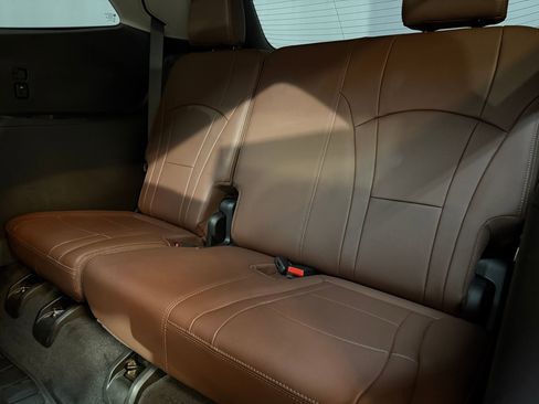 Used 2021 Buick Enclave Avenir w/ Avenir Technology Package image 41