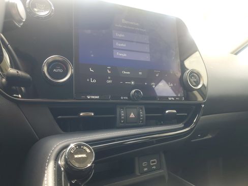 Used 2025 Lexus NX 250 FWD w/ Accessory Package (K3) image 25