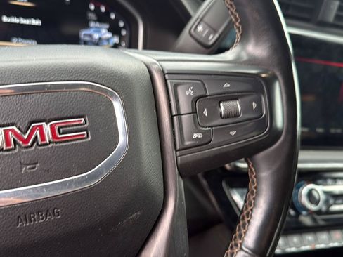 Used 2024 GMC Sierra 2500 AT4 w/ Technology Package AWD/4WD image 16
